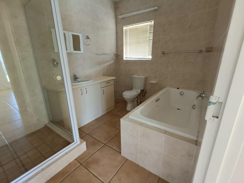 1 Bedroom Property for Sale in Protea Heights Western Cape